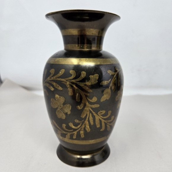 Remco Brass Black & Gold Decorative Vase Etched Gift Ware Trumpet Opening Decor - Picture 2 of 9